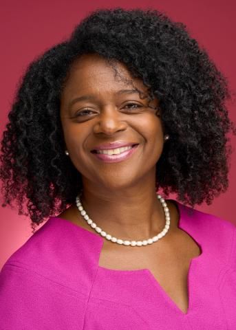 Headshot of Lola Smallwood-Cuevas