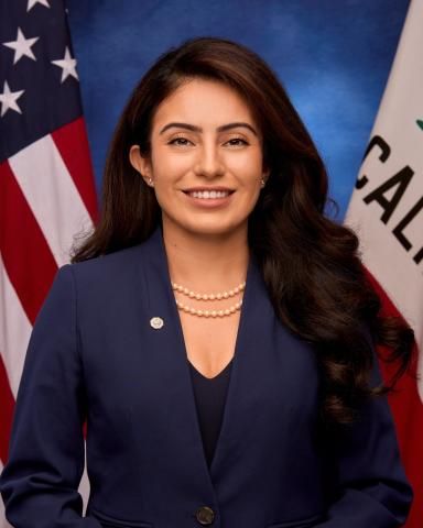 Headshot of Sasha Renée Pérez