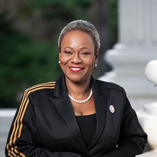 Headshot of Tina McKinnor